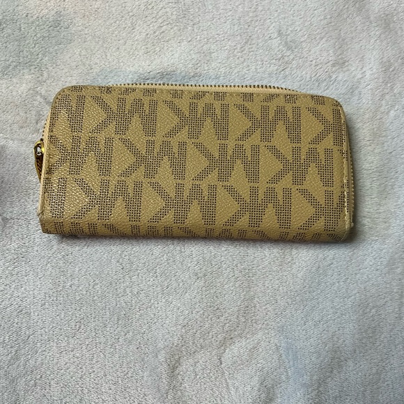 Michael Kors Tan Wallet - Picture 3 of 7
